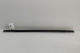 Chedar geam ușă st&acirc;nga spate PORSCHE MACAN 95B 2014 OEM: 95B837475A,95B.837.475.A 26835096
