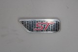 Emblema Aripa Stanga Ford Focus II DA_ HCP 2008 Originala | 32818629 BMW FEBI BILSTEIN Echivalente: 36136791806, 05159FE, 041.006...