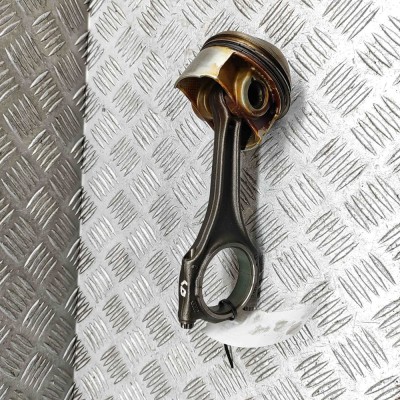 Piston AUDI A5 Cabrio 8F7 2017 OEM: 06E198401E,06E107065DM foto