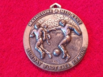 Medalie fotbal - MAIDSTONE&amp;amp;MID KENT (Liga amatori Anglia-Sunday Football League) foto
