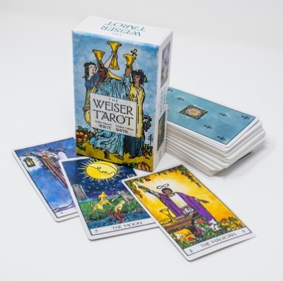 The Weiser Tarot: A New Edition of the Classic 1909 Waite-Smith Deck (78-Card Deck with 64-Page Guidebook) foto