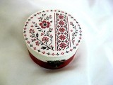 Cutie din lemn cu motiv traditional 52816