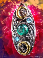 Pandantiv cu lantisor, Mythic Celts - Scutul lunii, placat cu argint, 4.5 cm foto