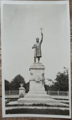 Statuia lui Stefan cel Mare din Chisinau, perioada interbelica// fotografie foto