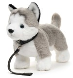 Jucarie de plus catelus Husky gri in picioare cu zgarda si lesa 30 cm