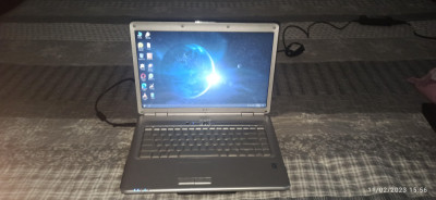 Laptop Dell DualCore 4gb ram Win 10 foto