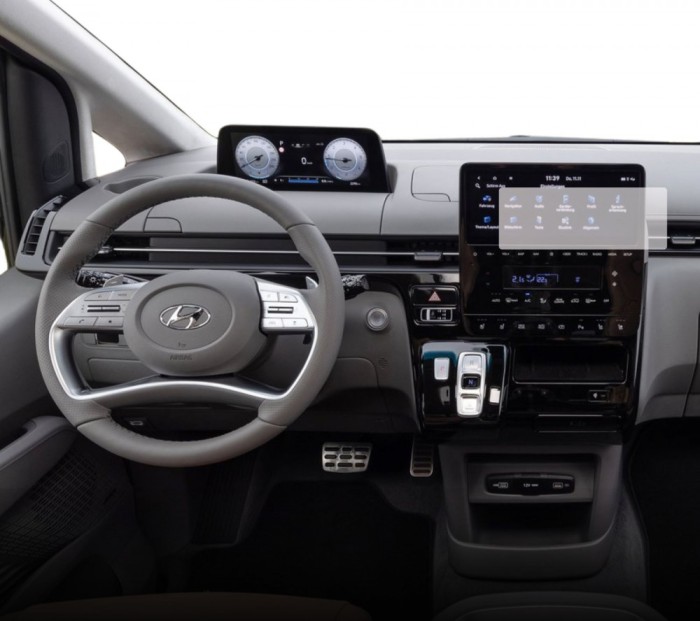 Folie Protectie Navigatie Hyundai Staria 2021+, Duragon, protectie Display Navigatie, silicon Mat, Anti-zgarieturi, Anti-amprenta, kit instalare