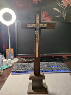 Crucifix vintage deosebit 2 foto