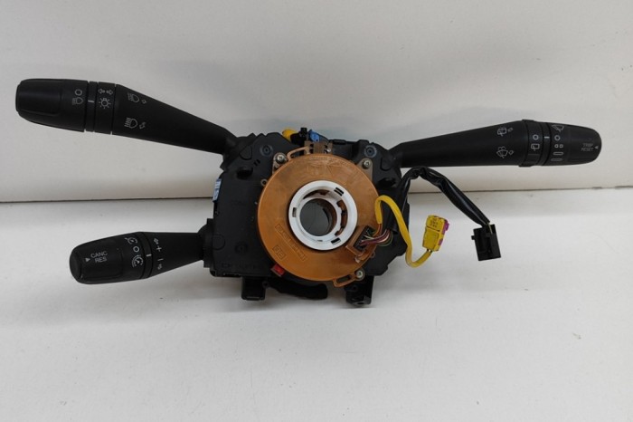 Maneta semnalizare ștergătoare FIAT 500L 351_, 352_ 2014 OEM: 735593861 28242305