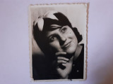 Fotografie dimensiune 6/9 cm cu fată din Rom&acirc;nia &icirc;n 1964
