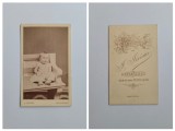 Fotografie de colectie CDV Atelier Jozsef Jerome, Portret de copil, Caransebes, Karansebes, Banat, Romania, Austro-Ungaria, ca. 1885