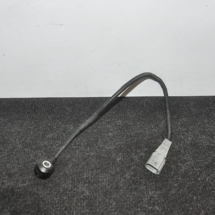 Senzor de detonație motor AUDI A5 8T3 2012 OEM: 06E905377C | 2685117