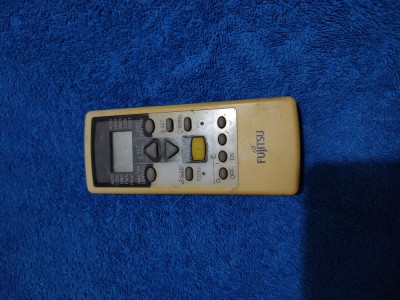 Telecomanda aer conditionat / telecomenzi aer conditionat ORIGINALE, FUJITSU , stare foarte buna, perfect functionala !! foto