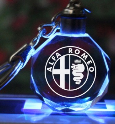 Breloc auto din cristal cu LED - Logo ALFA ROMEO foto