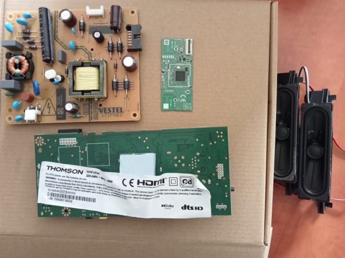 Placa digitala THOMSON 32HF2S34