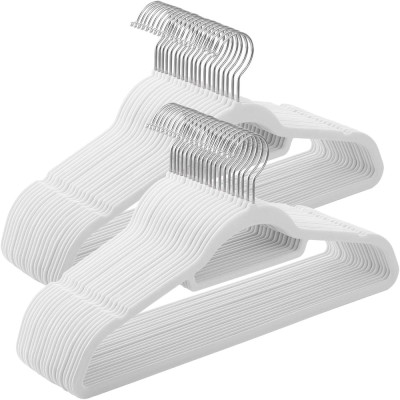 SONGMICS Set de 50 de umerase pentru haine, anti-alunecare cu catifea, bara de cravata si carlig pivotant, 43,5 cm, alb Household NewTrend foto