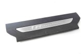 Ornament prag interior st&acirc;nga spate LAND ROVER RANGE ROVER VELAR L560 2018 OEM: J8A2-1301-AAW