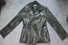 SH Geaca neagra de dame, piele cu captuseala, marimea S, de la Forever 21, ca noua