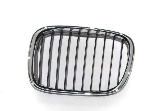 Grila radiator Bmw Seria 5 E39, 01.1996-1999, stanga, crom/negru, 51138159315, 201615