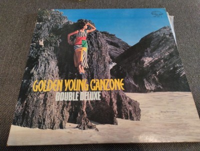 2xLP Vinil &amp;quot;Japan Press&amp;quot; 2XLP Various &amp;ndash; GOLDEN YOUNG CANZONE (VG+) foto