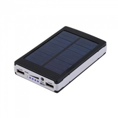 Baterie externa 20.000 mAh cu incarcare solara si lanterna de 12 LED