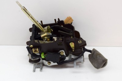 Timonerie cutie de viteze AUDI A8 D2 4D2, 4D8 2000 OEM: 4D0713041 13685964 foto