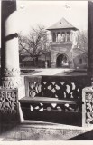 AMS - ILUSTRATA 1262, BUCURESTI - CURTEA PALATULUI MOGOSOAIA, ANUL 1957, cu perforari