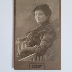 FOTOGRAFIE CDV PORTRET FEMEIE, FOTOGRAF SCHERLING ANTAL SZATMAR, SATU MARE, 1880