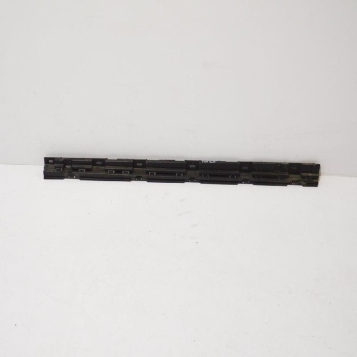 Suport prag lateral dreapta față BMW 5 F10 2010 OEM: 7184778 2419087
