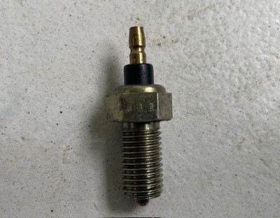 Senzor neutral Yamaha R1 (RN12) 2004-2006 foto