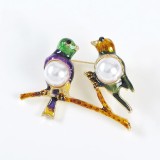 Brosa martisor pasari pe creanga