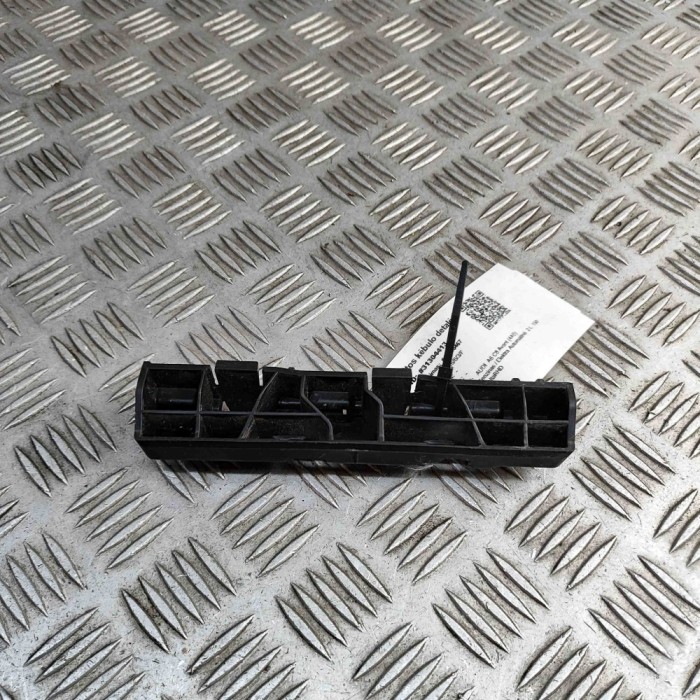 Suport prag lateral st&acirc;nga față AUDI A6 C8 Avant 4A5 2024 OEM: 4K0853921 31304413