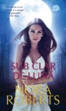 Sub clar de lună Nora Roberts Paperback Roman Dragoste Litera Editura