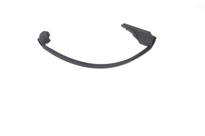 Garnitura ușă dreapta față TESLA MODEL S 2014 OEM: 1005421-00-D