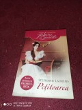 COLECTIA IUBIRI DE POVESTE - STEPHANIE LAURENS: PETITOAREA