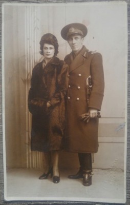 Capitan roman cu sabie// Foto Modern Ploesti, tip CP foto