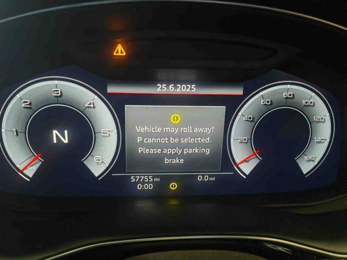 Ceas de bord AUDI Q7 4M 2020 OEM: 4K0920790B,0263749045