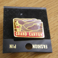 M3 Q 45 - insigna - tematica turism - Grand Canion - SUA