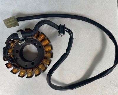 Suzuki GSXR GSX-R 750 Srad Injectie 1996-1999 Stator generator original foto