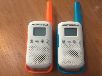 2 X Statie radio PMR portabila Motorola TALKABOUT T42 .CITITI CU ATENTIE ANUNTUL foto