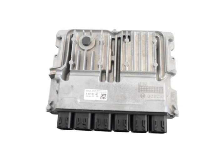 Unitate de control motor BMW 3 G20, G28 2022 OEM: 5A57781 23099677