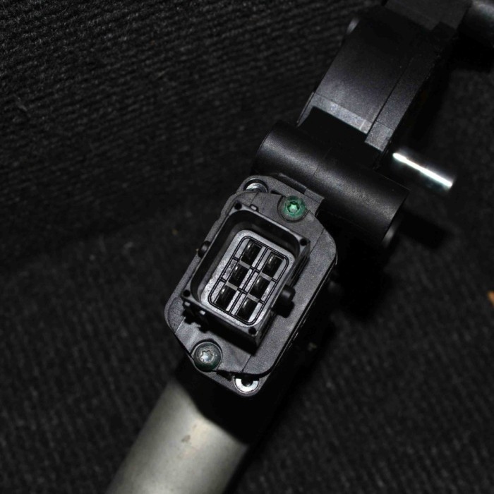 Motor macara geam ușă dreapta față OPEL CORSA D 2010 OEM: 72.017.00310602815000577 1742710