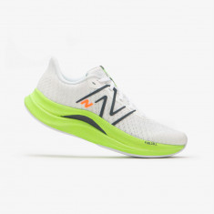 ÎNCĂLȚĂMINTE ALERGARE pe asfalt NEW BALANCE FUELCELL PROPEL V4 ALB-VERDE DAMĂ