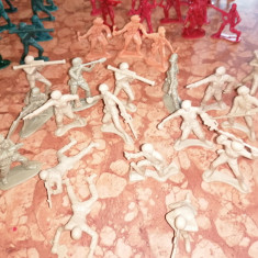 Figurine din plastic Romanesti