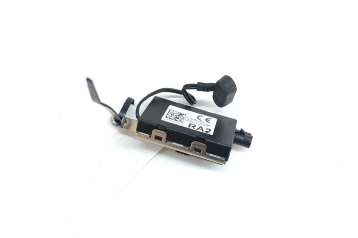 Amplificator de antena TESLA MODEL X 2020 OEM: 1448947-00-C 29811838