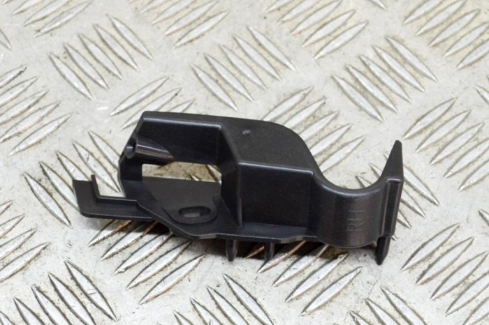 Suport bara de protecție dreapta față AUDI A4 8K2, B8 2010 OEM: 13D10716 14467114