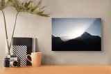 Tablou Canvas Răsăritul Etern pe V&acirc;rful Muntelui, 39 x 26 cm, CMCLASS