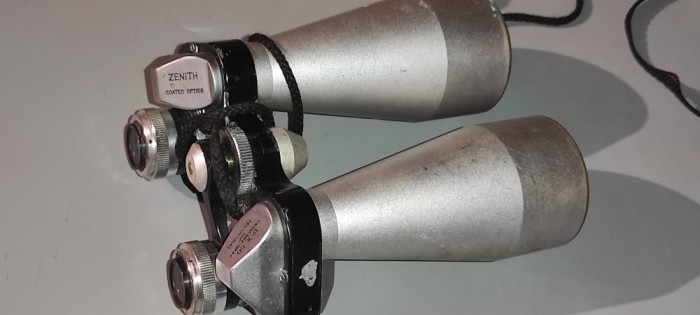 BINOCLU DEFECT Zenith 8 x 50