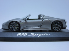 Macheta Porsche 918 Spyder Minichamps 1:43 foto