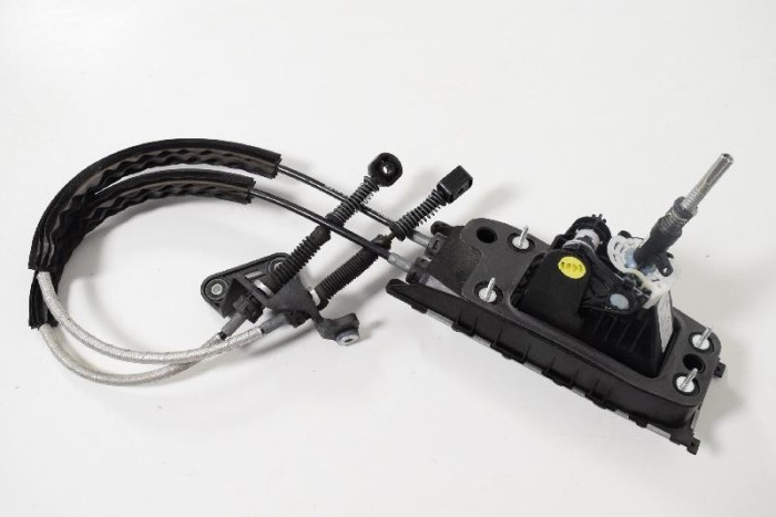 Timonerie cutie de viteze VW GOLF VII 5G1, BQ1, BE1, BE2 2015 OEM: Hatchback | 3351173